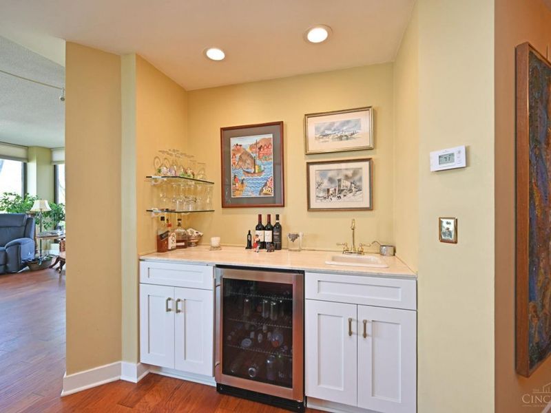 2412 Ingleside Avenue, Unit 1D, Cincinnati, OH 45206 Photo 8