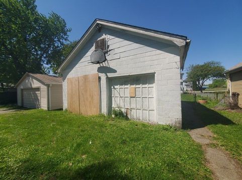 Main Photo