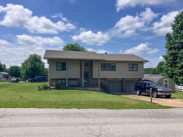 2902 Gleghorn Street , West Plains, MO 65775
