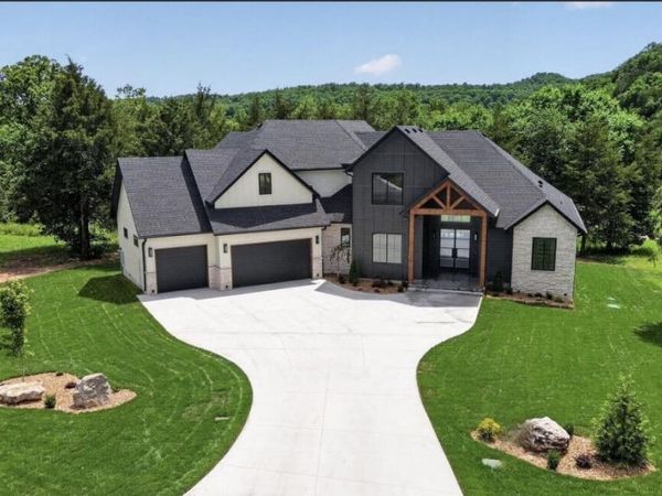 768 Seven Pines Drive , Saddlebrooke, MO 65630