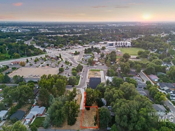 2308 N 35th St, Boise, ID 83703