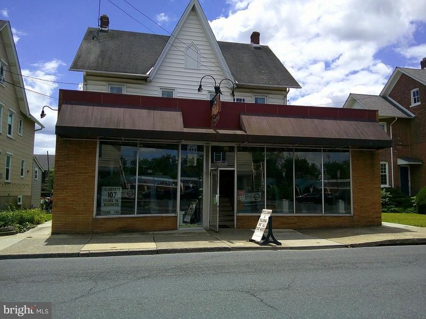 512 W Broad Street , Quakertown, PA 18951 Main Photo