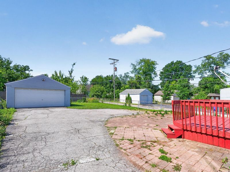 1765 Huy Road, Columbus, OH 43224 Photo 25