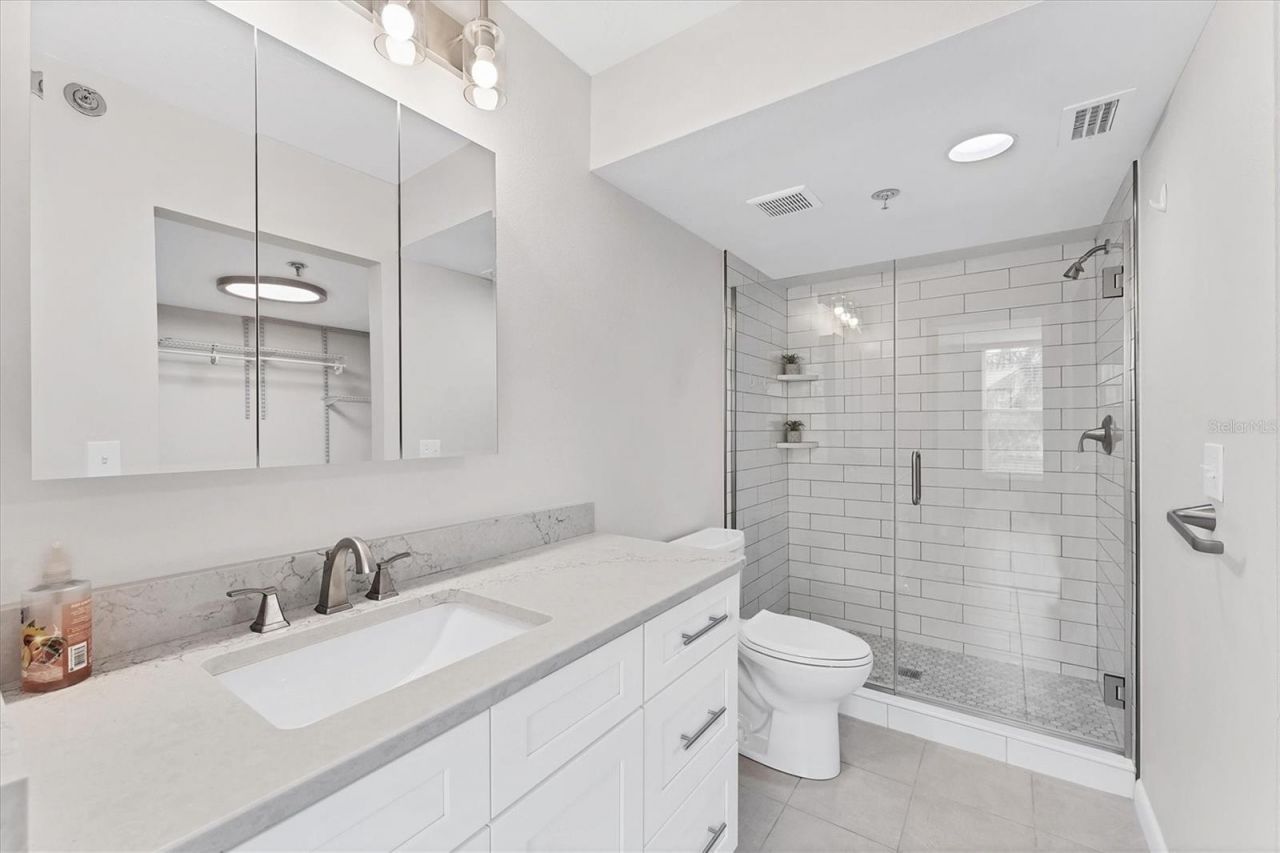 4530 Pinebrook Circle , Unit 208, Bradenton, FL 34209 Photo
