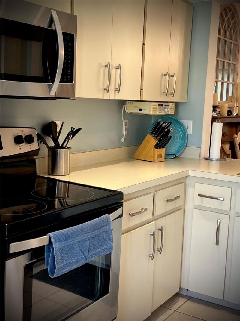 4606 Weybridge, Unit 26, Sarasota, FL 34235 Photo