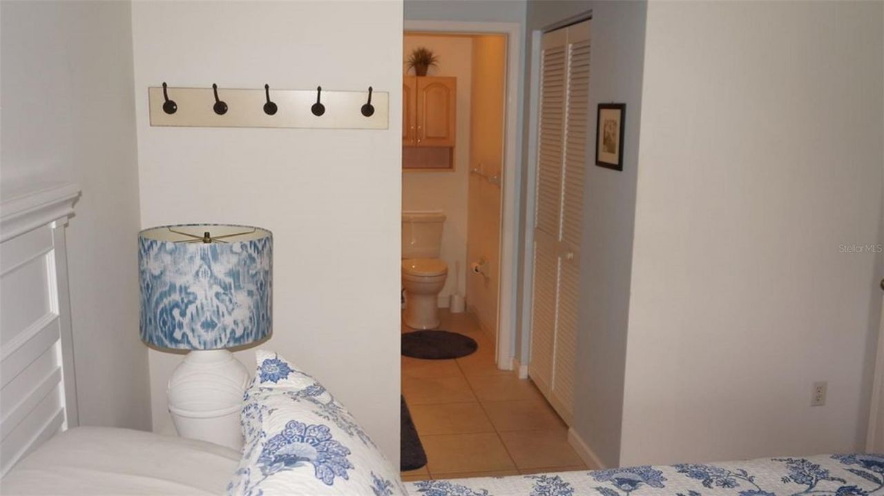 4606 Weybridge, Unit 26, Sarasota, FL 34235 Photo