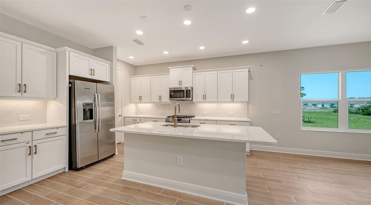9940 Crystal Isles Circle, Sarasota, FL 34241 Photo