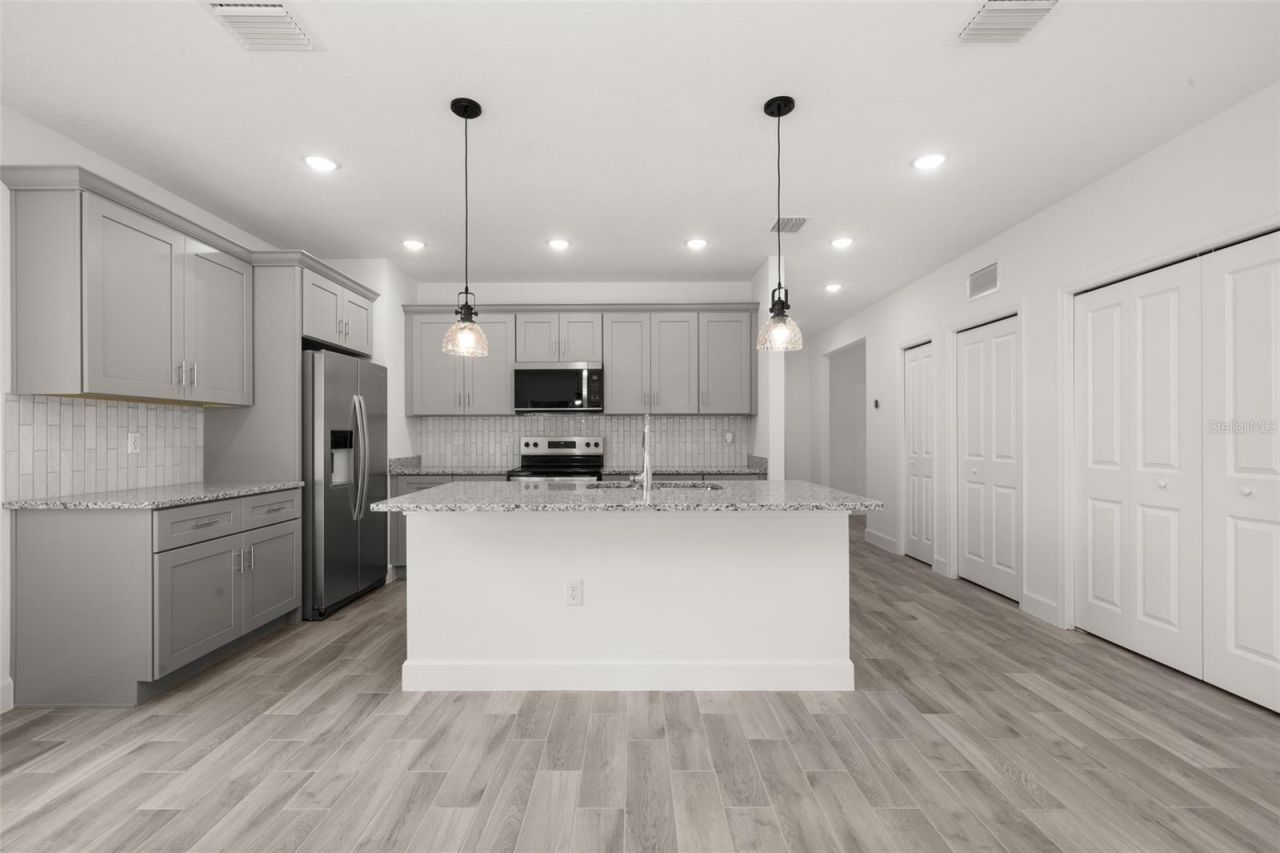 4015 Fonseca Avenue , Sebring, FL 33872 Photo