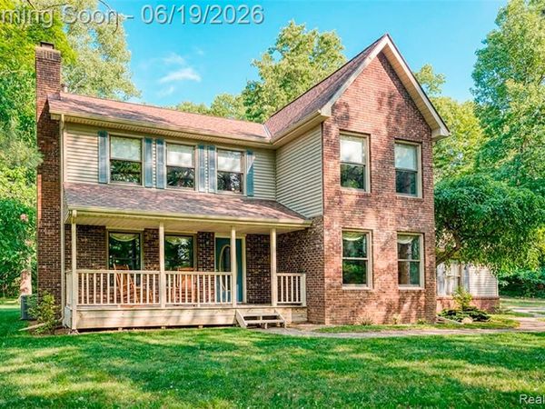 7511 Welle Road, Hamburg Twp, MI 48116