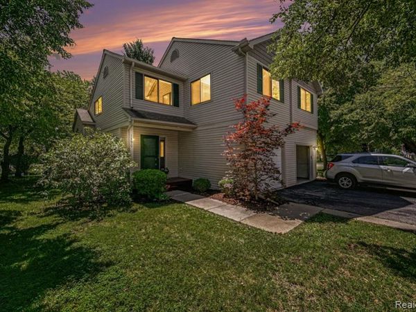 1390 Patricia Avenue , Ann Arbor, MI 48103