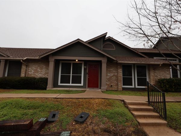 1015 E Yager LN, Unit 92, Austin, TX 78753