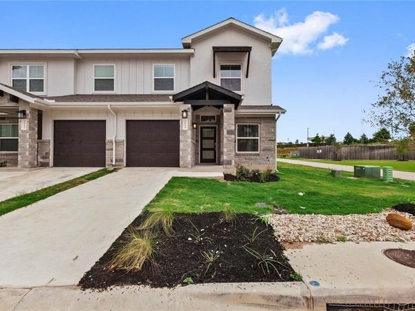 2064 Local Rebel LOOP, Leander, TX 78641
