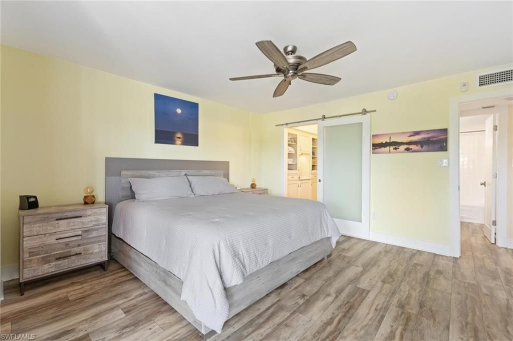 555 Park Shore Dr, Unit B513, Naples, FL 34103 Photo