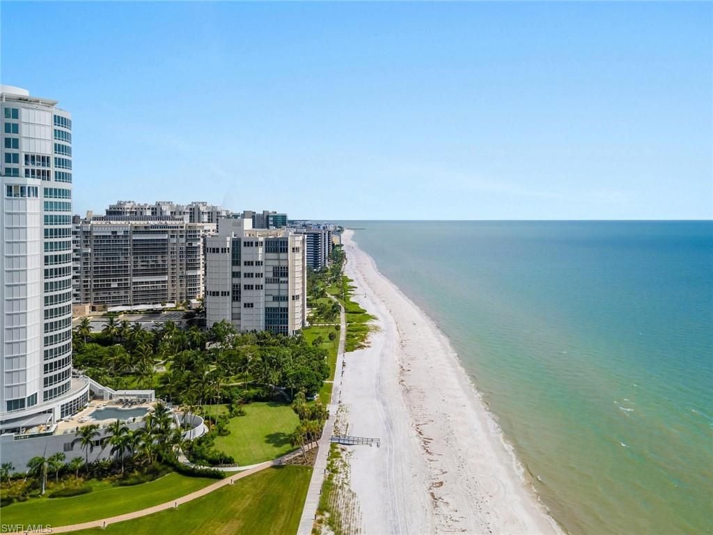 555 Park Shore Dr , Unit B302, Naples, FL 34103 Photo