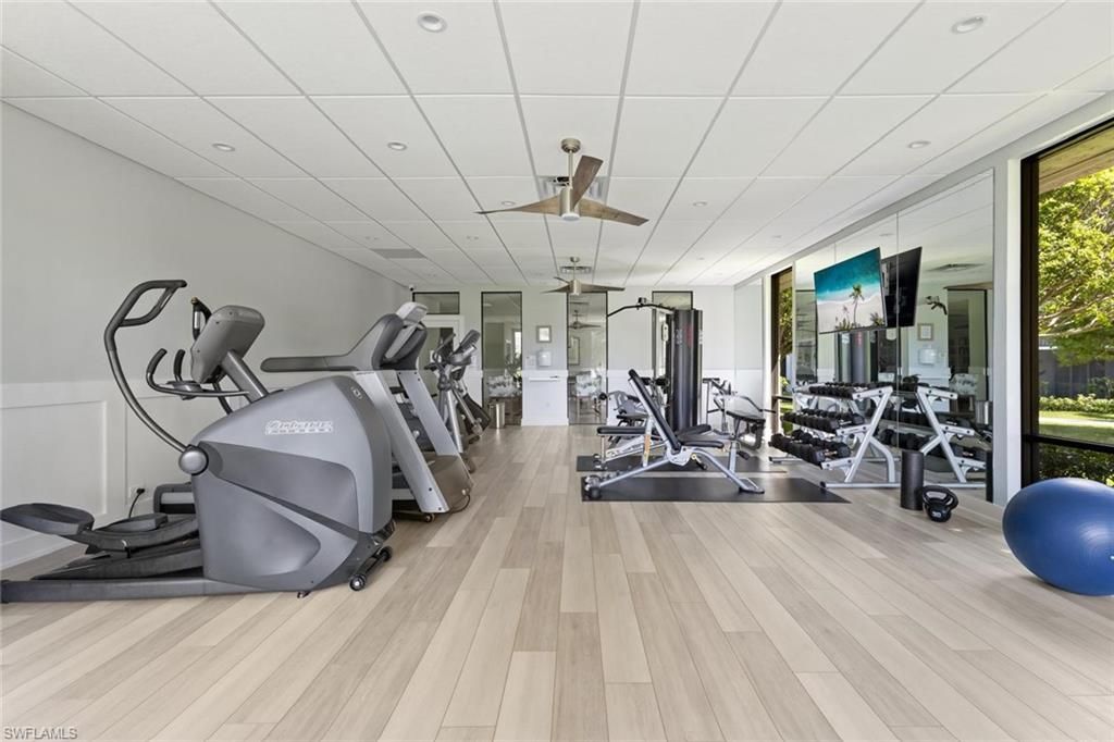 555 Park Shore Dr , Unit B302, Naples, FL 34103 Photo
