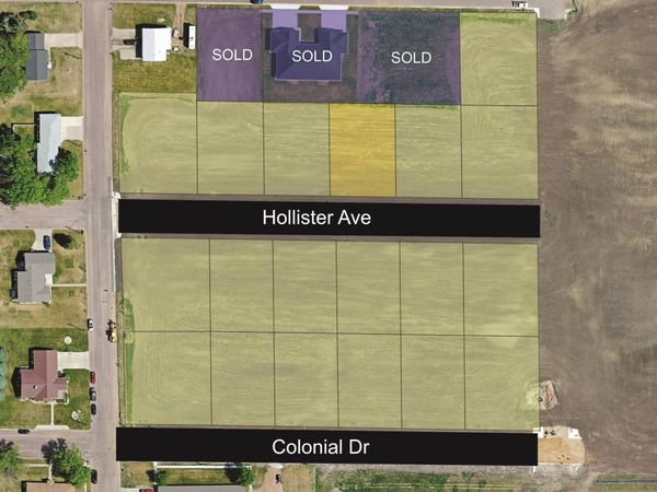 108 Hollister Ave, Salem, SD 57058