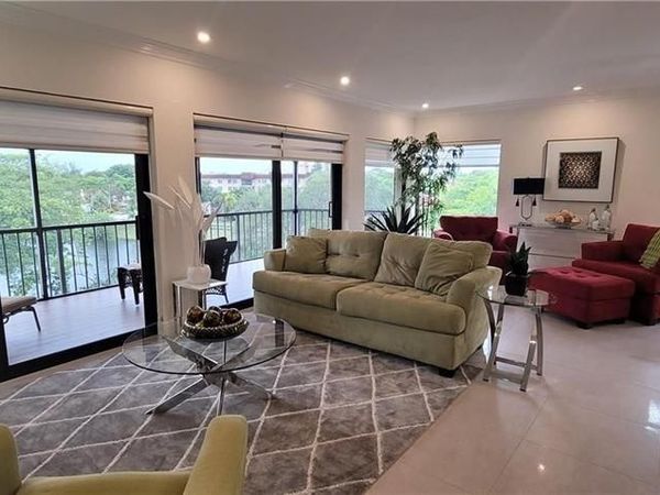 6010 S Falls Cir Drive, Unit 423, Lauderhill, FL 33319