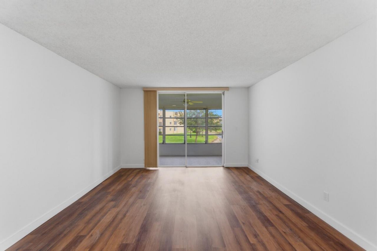 6020 NW 64th Avenue, Unit 208, Tamarac, FL 33319 Photo