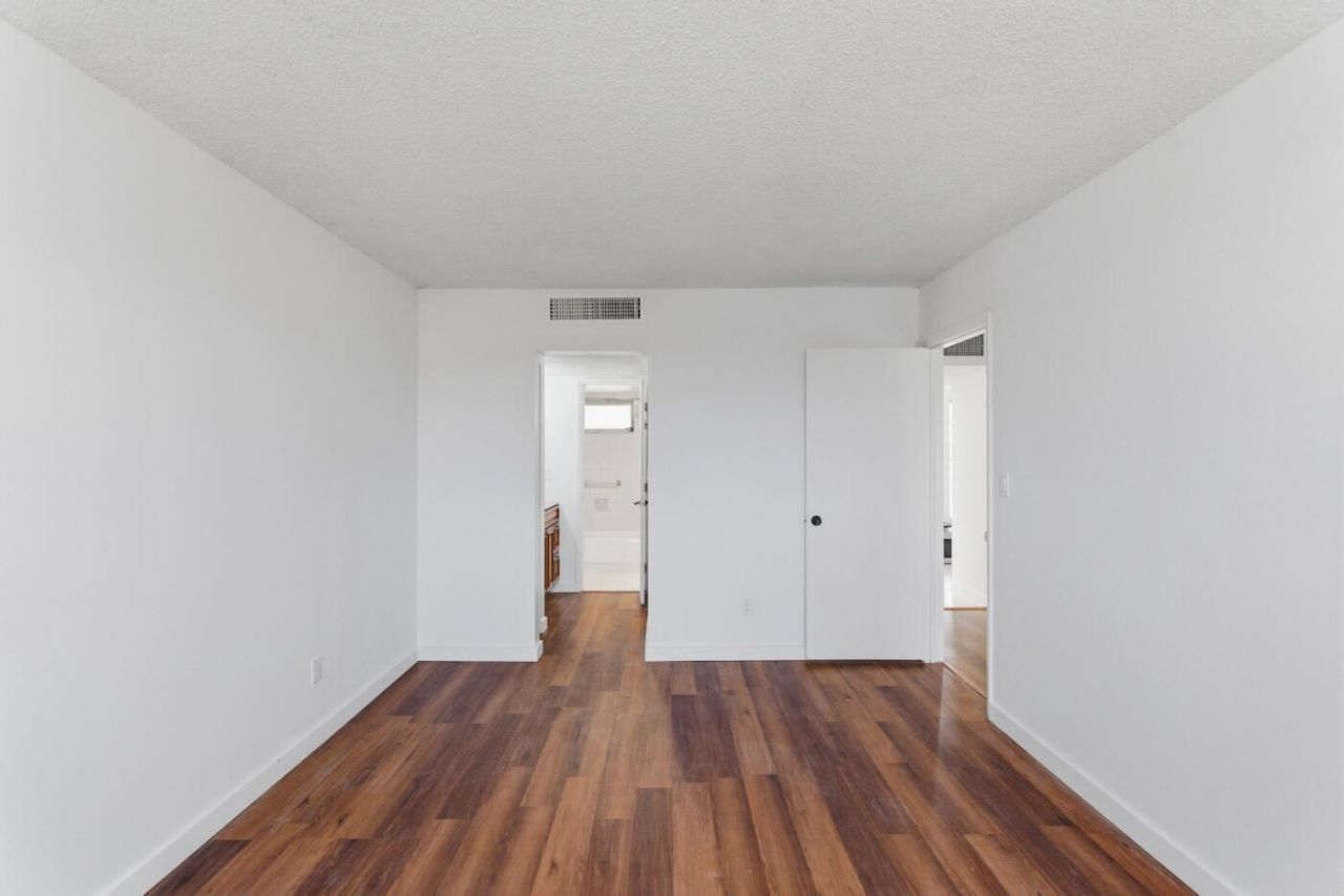 6020 NW 64th Avenue, Unit 208, Tamarac, FL 33319 Photo