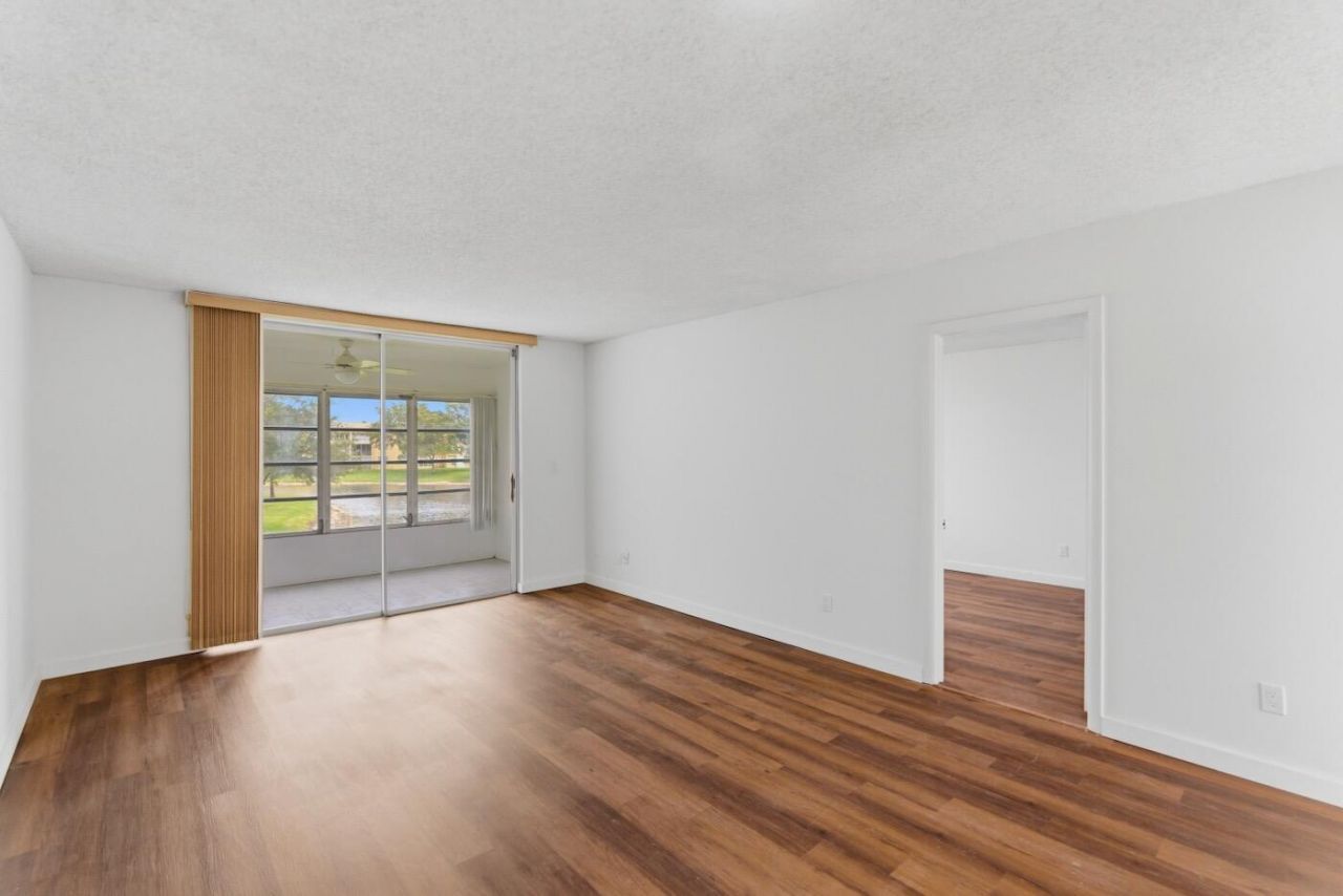 6020 NW 64th Avenue, Unit 208, Tamarac, FL 33319 Photo