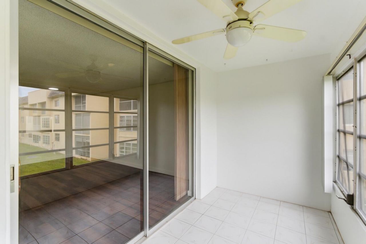 6020 NW 64th Avenue, Unit 208, Tamarac, FL 33319 Photo