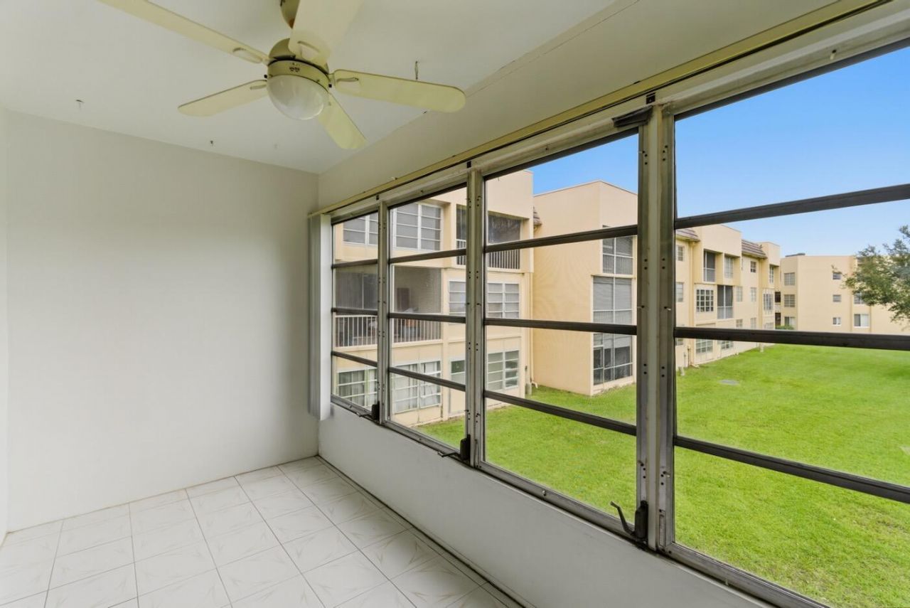 6020 NW 64th Avenue, Unit 208, Tamarac, FL 33319 Photo