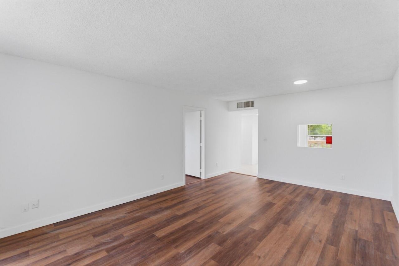 6020 NW 64th Avenue, Unit 208, Tamarac, FL 33319 Photo