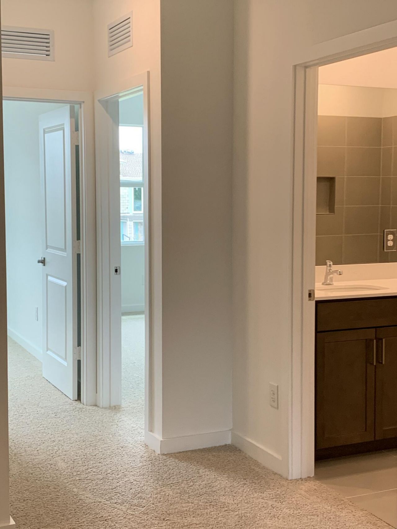 747 SE Central Parkway, Unit 42, Stuart, FL 34994 Photo