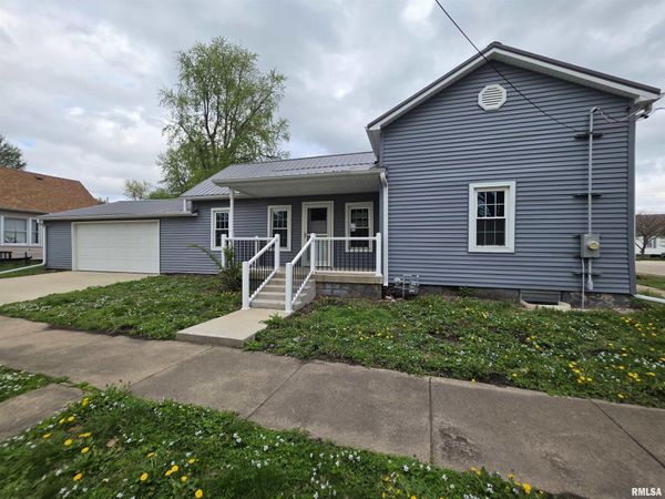 435 N AVENUE B, Canton, IL 61520