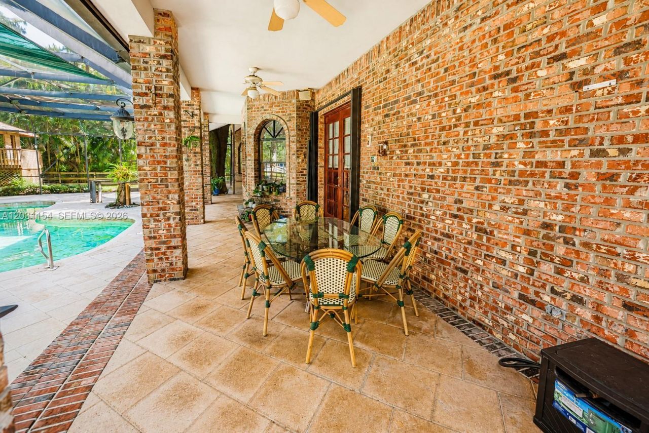 5440 Shady Oak Ln , Dania Beach, FL 33312 Photo