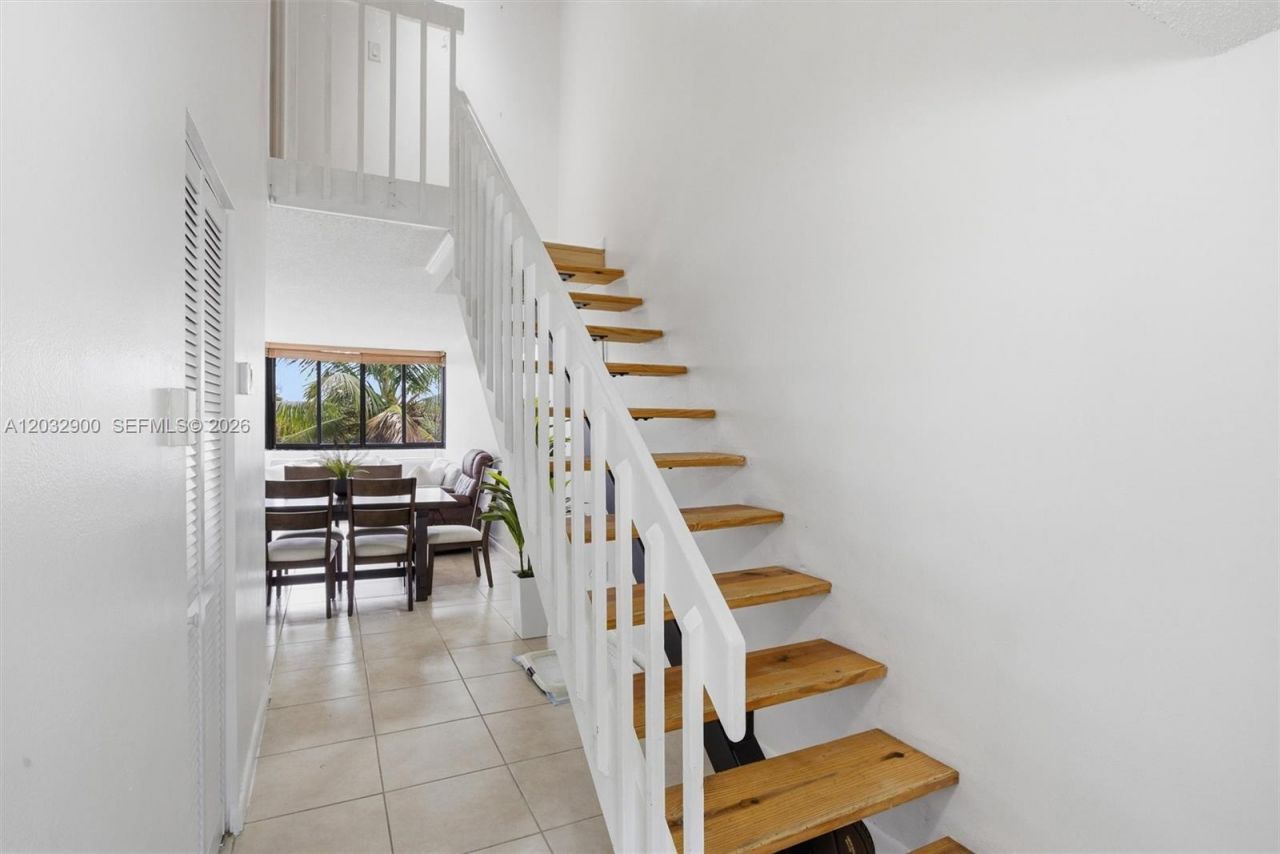 8335 SW 152nd Ave , Unit B-411, Miami, FL 33193 Photo