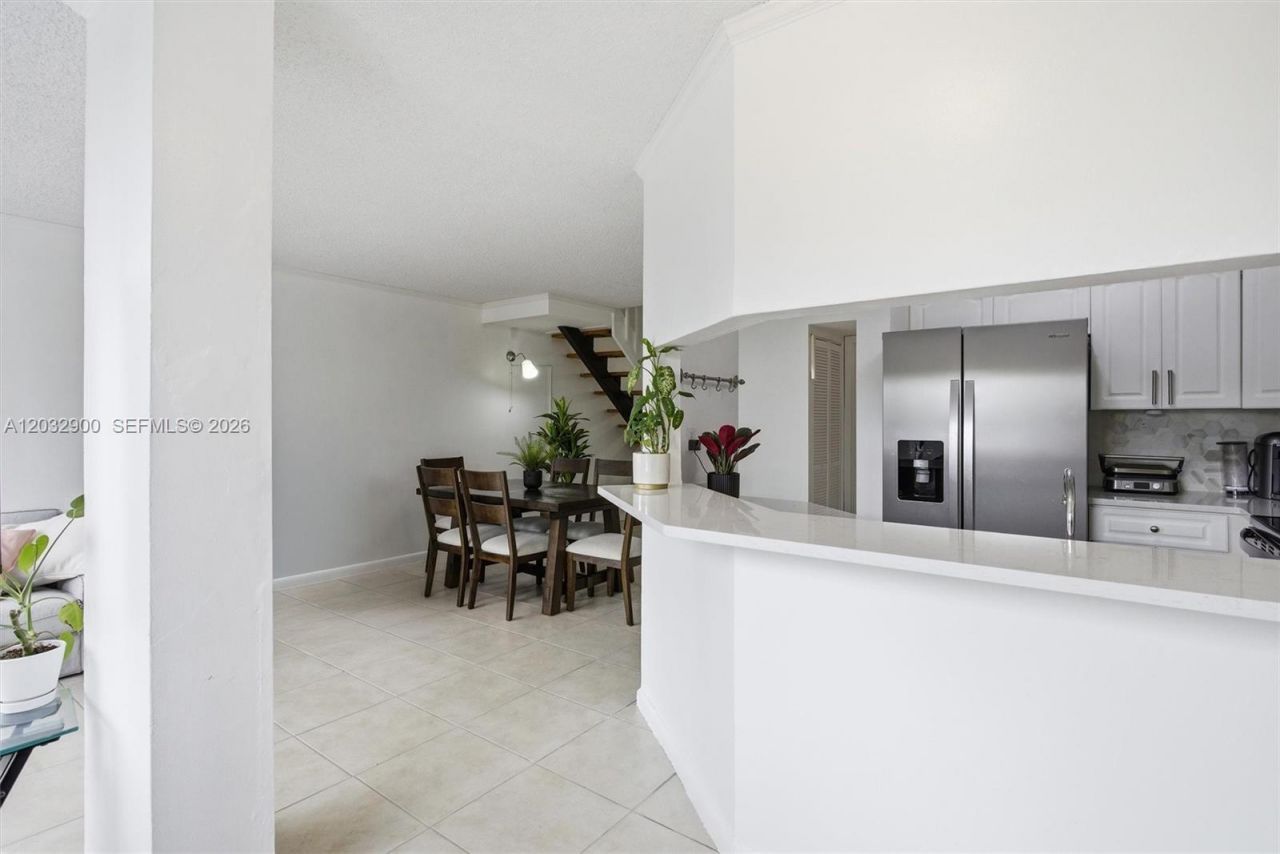 8335 SW 152nd Ave , Unit B-411, Miami, FL 33193 Photo