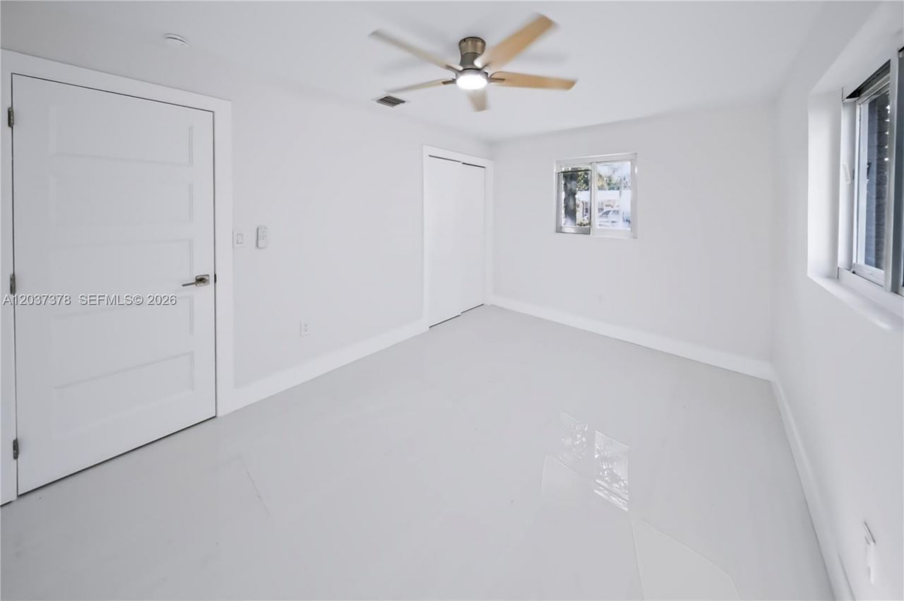 6570 Liberty St, Hollywood, FL 33024 Photo
