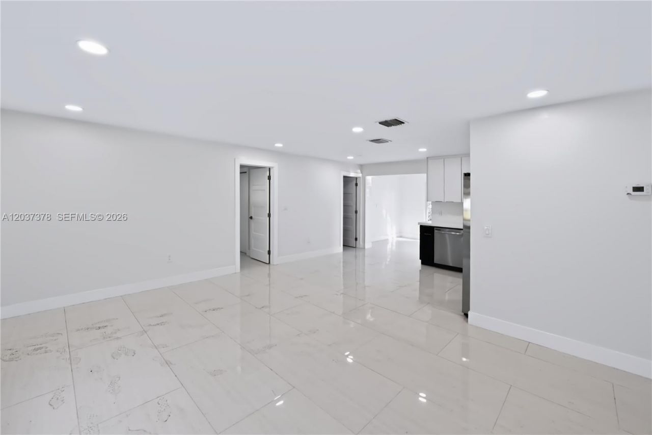 6570 Liberty St, Hollywood, FL 33024 Photo