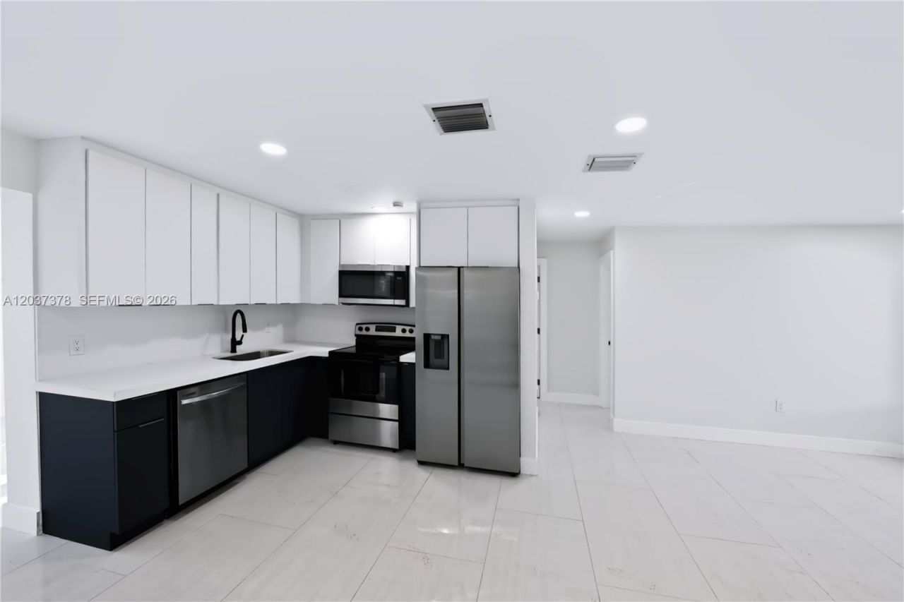 6570 Liberty St, Hollywood, FL 33024 Photo
