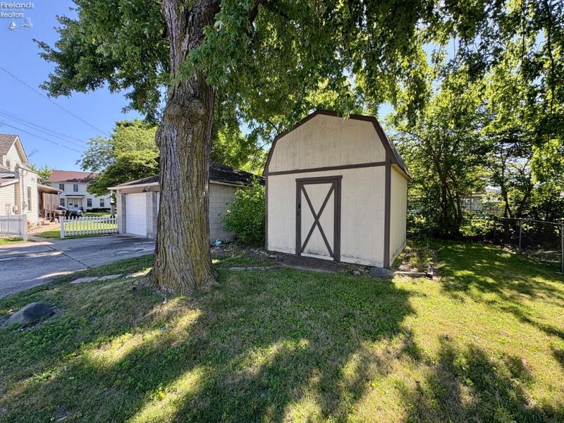 84 Coe Street, Tiffin, OH 44883 Photo 30