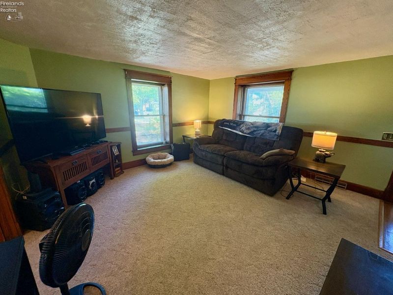 84 Coe Street, Tiffin, OH 44883 Photo 6
