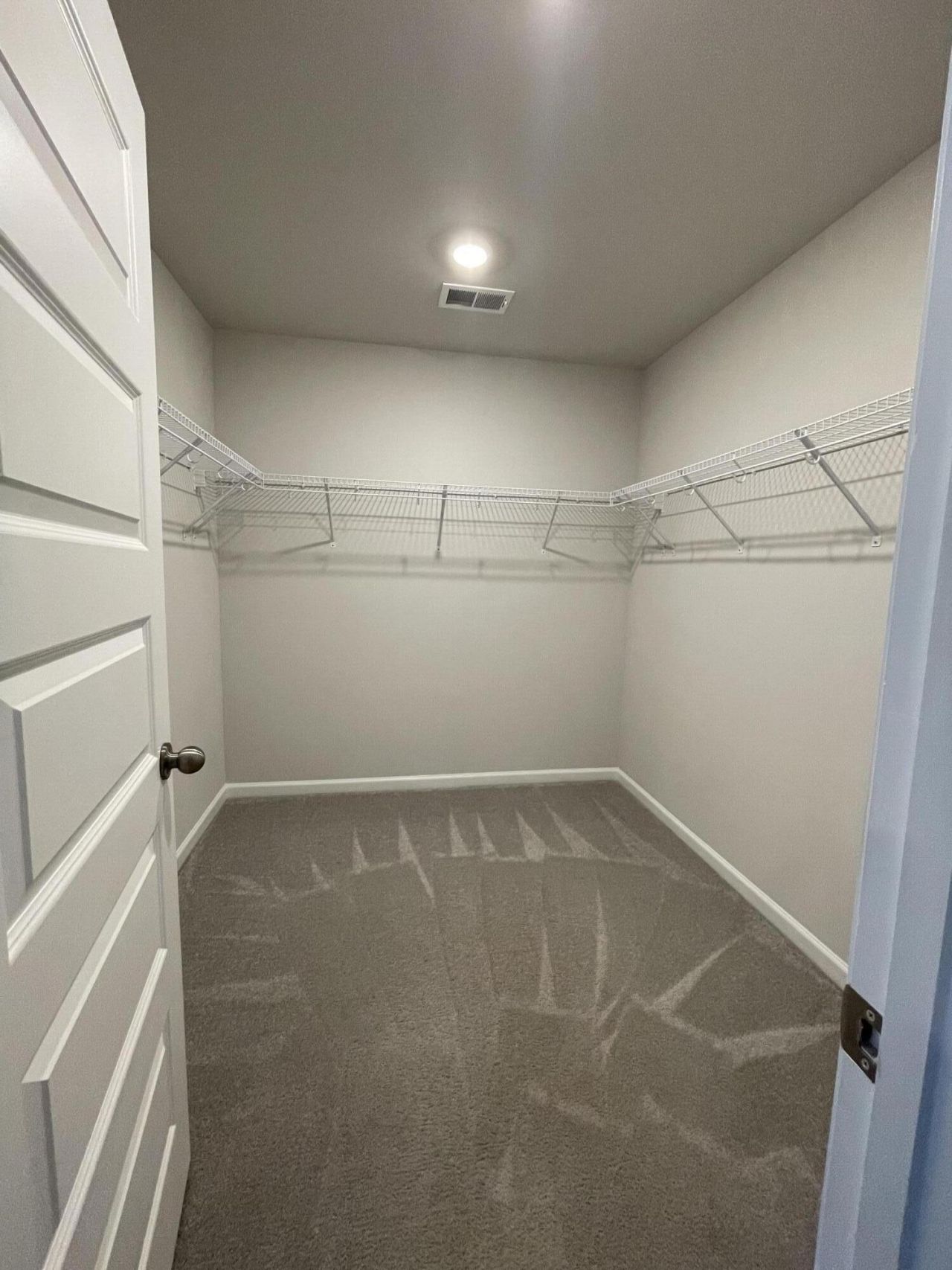 8040 Reagan Way Photo 15