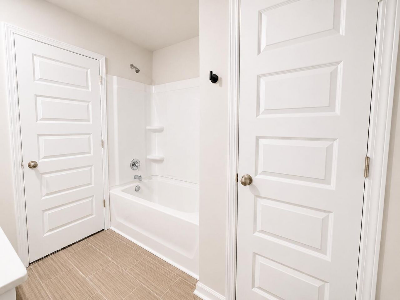 8040 Reagan Way Photo 20