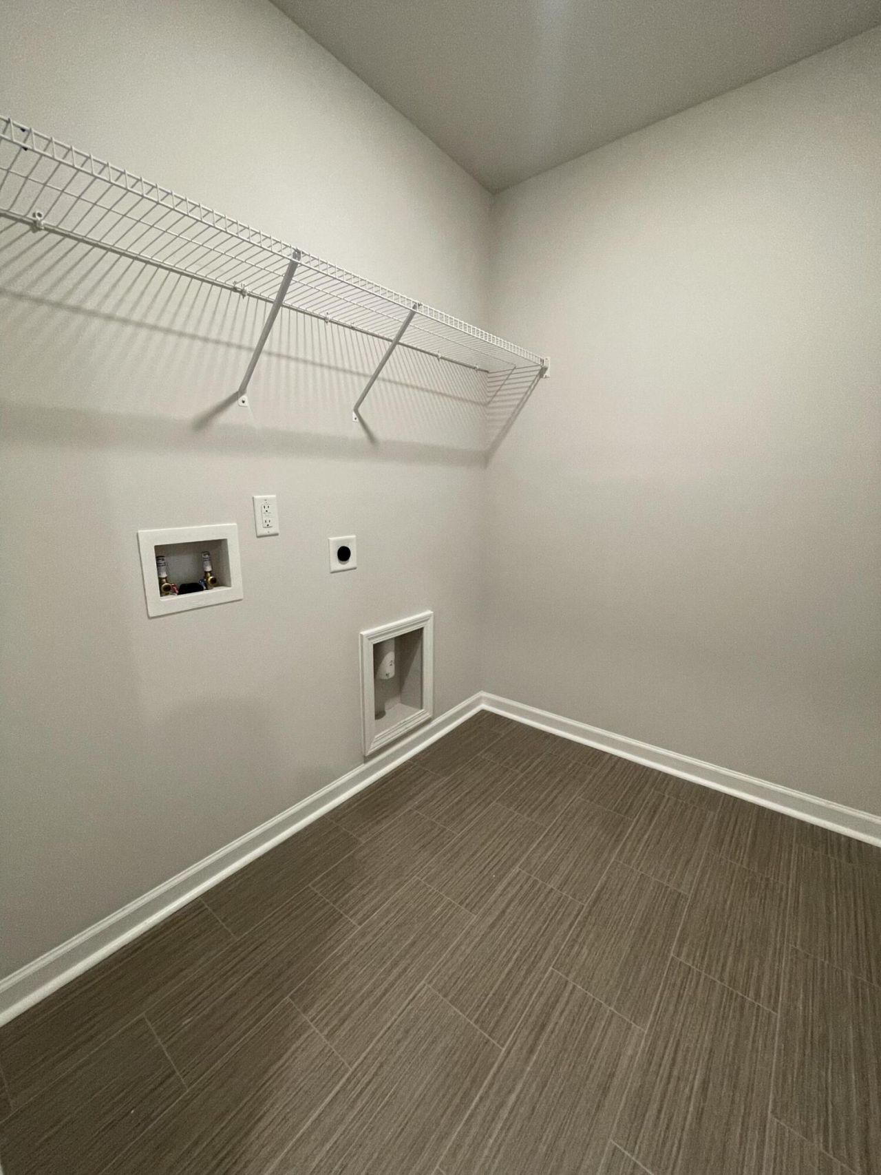 8040 Reagan Way Photo 21