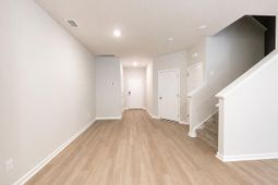 8040 Reagan Way photo 4