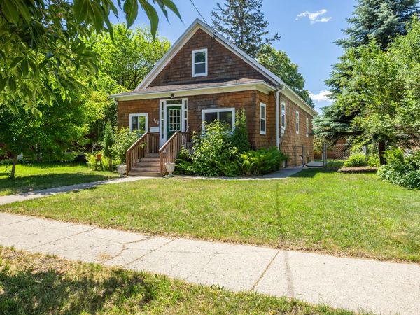 410 9 Avenue S, Fargo, ND 58103