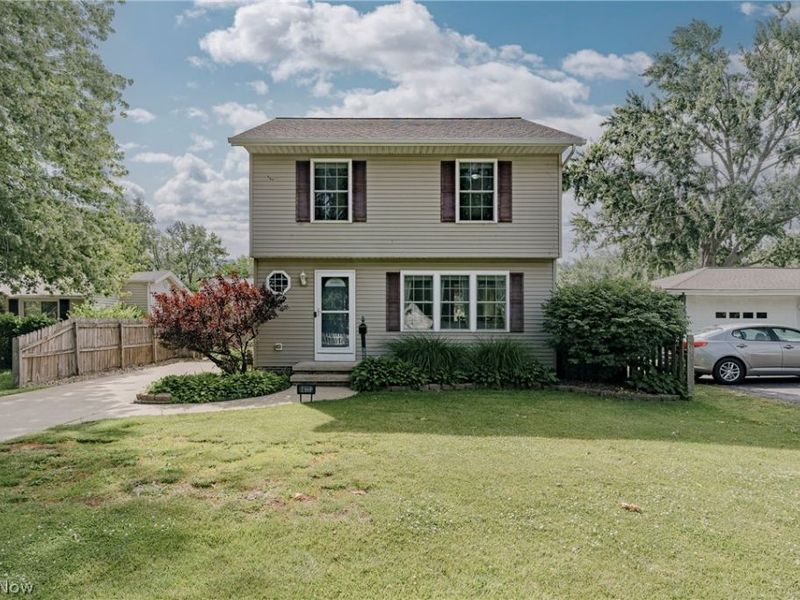 34112 Lake Shore Boulevard , Lakeline, OH 44095 Photo 1