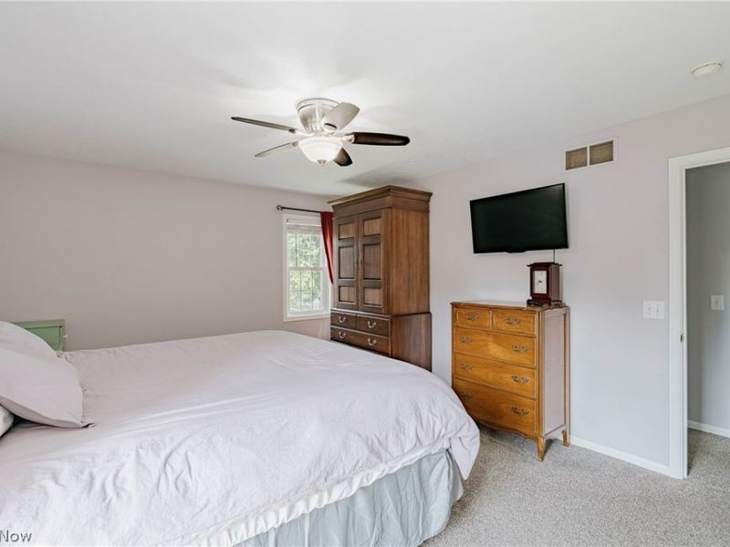 34112 Lake Shore Boulevard , Lakeline, OH 44095 Photo 14