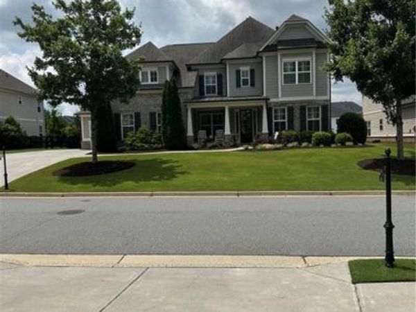 161 Sierra Circle , Woodstock, GA 30188