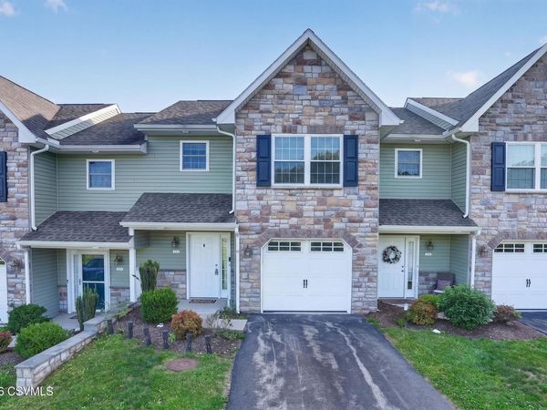 175 N OAKWOOD Lane, Selinsgrove, PA 17870