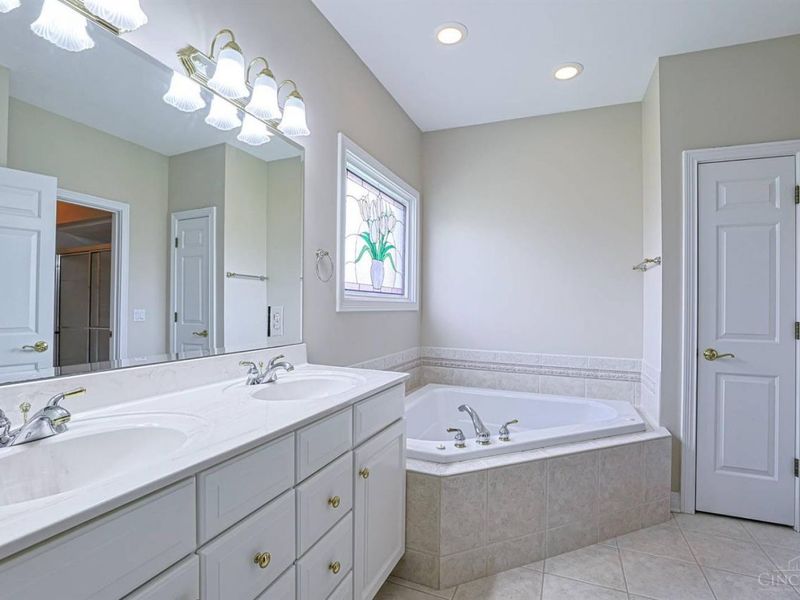 7019 Cross Creek Lane, Liberty Township, OH 45011 Photo 32