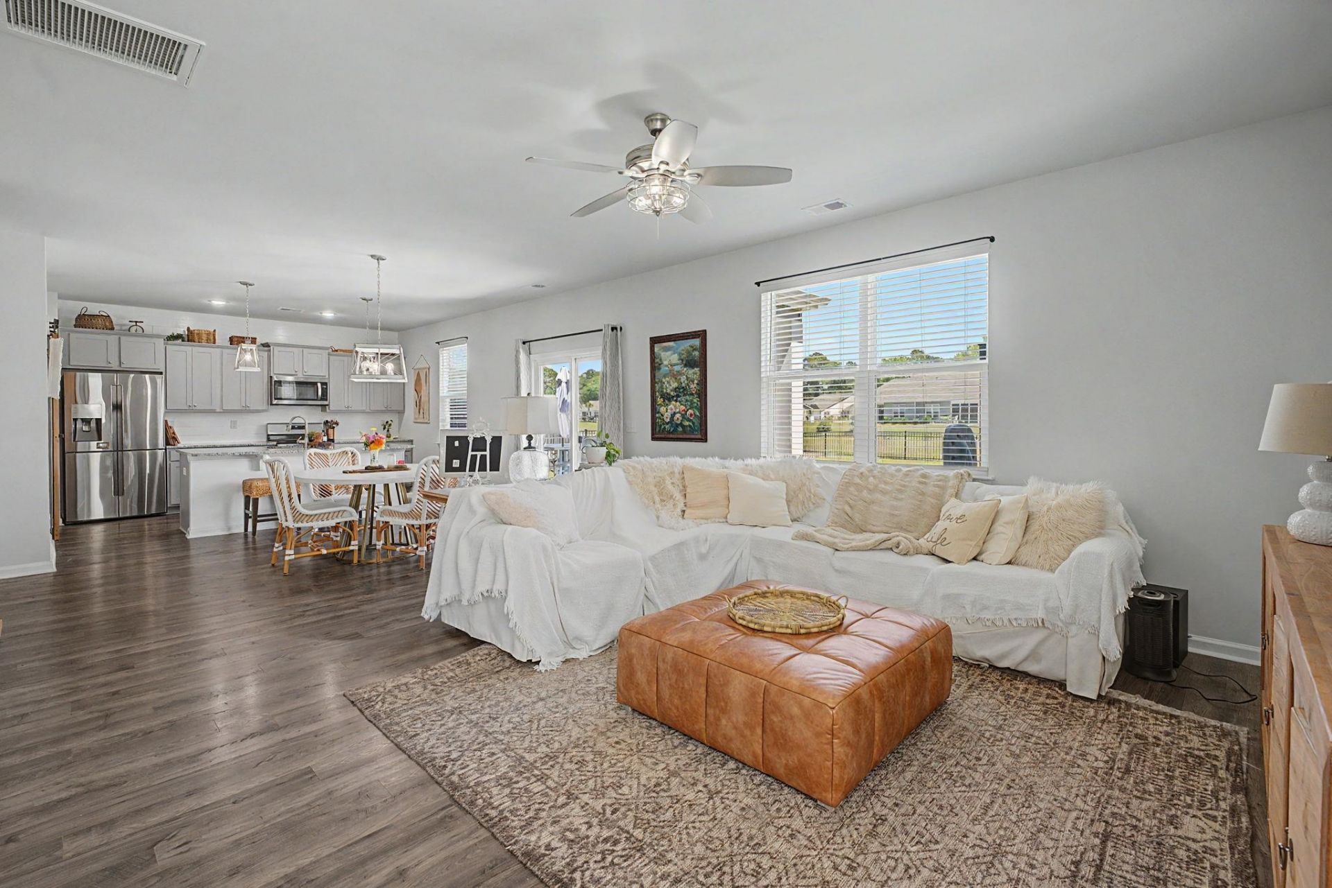 1084 Maxwell Dr. Photo 11
