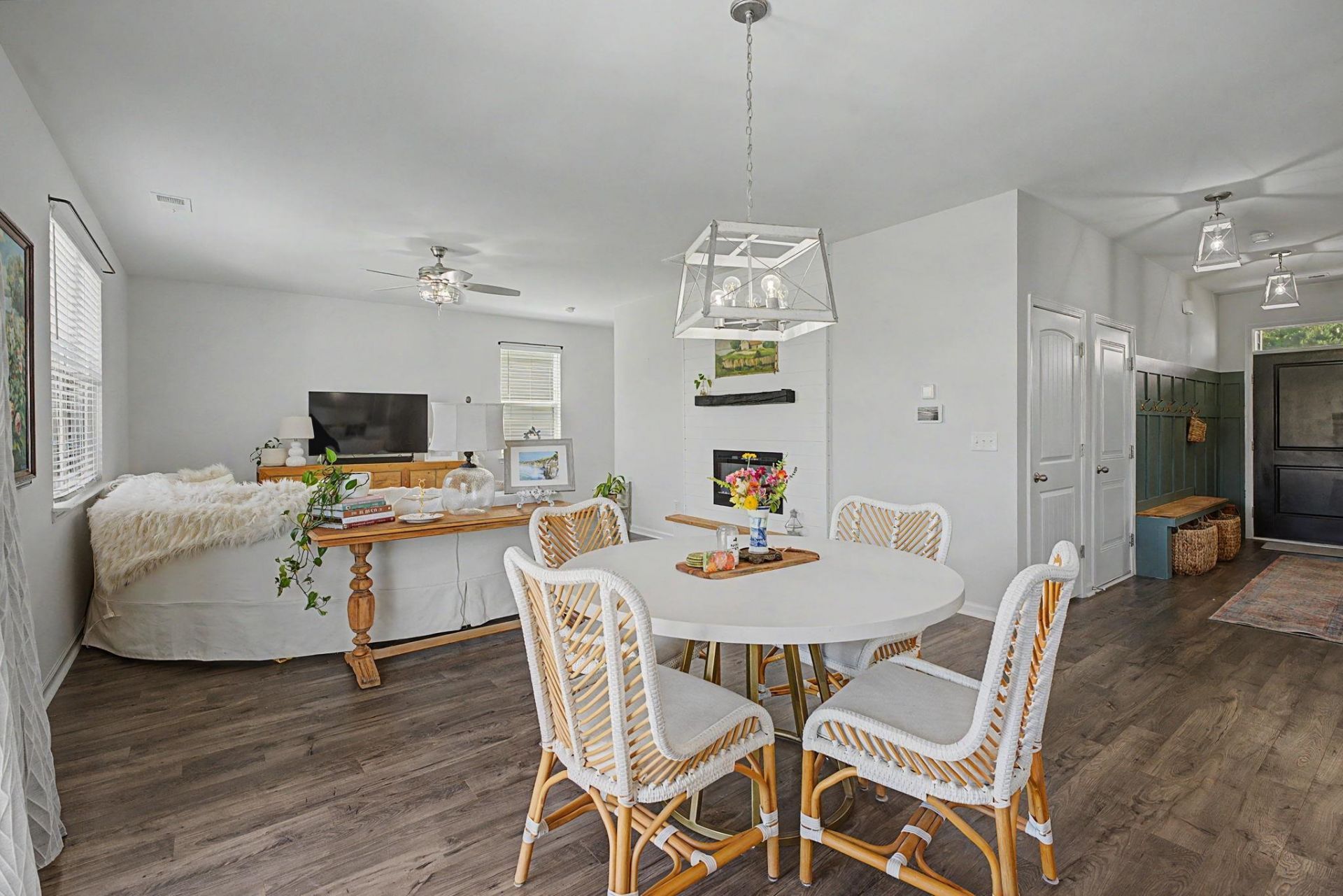 1084 Maxwell Dr. Photo 20