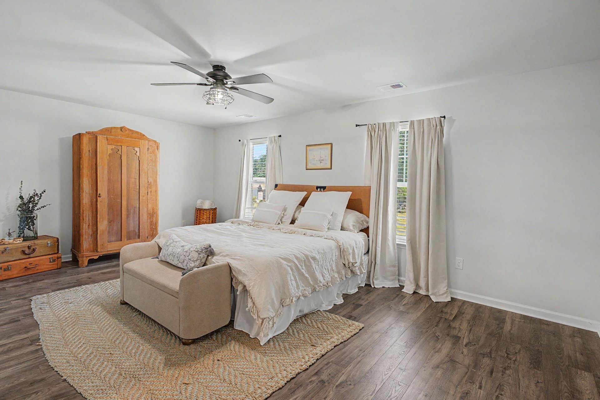 1084 Maxwell Dr. Photo 25